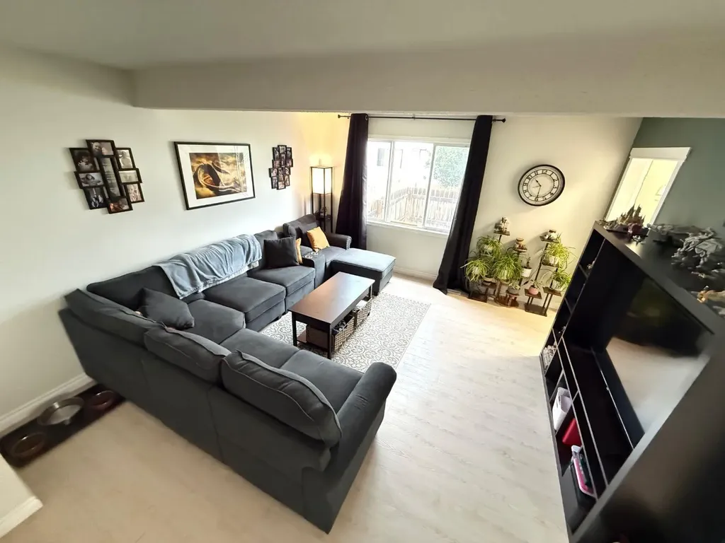 110 Tamarack Avenue Hinton AB T7V 1C5