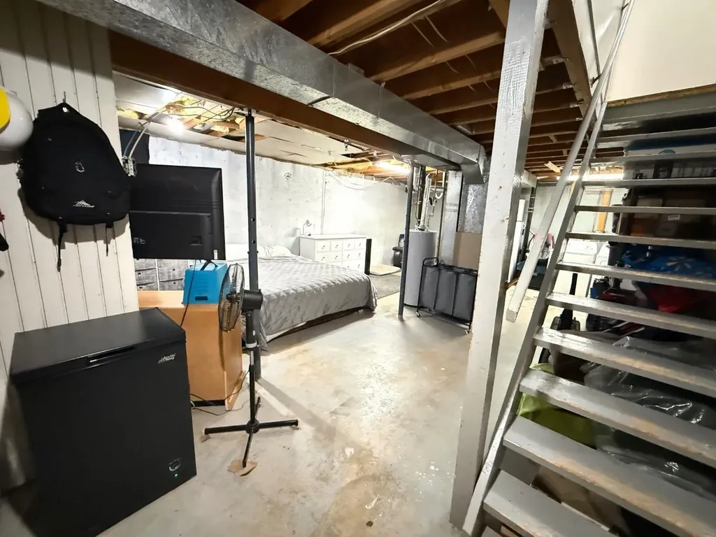110 Tamarack Avenue Hinton AB T7V 1C5
