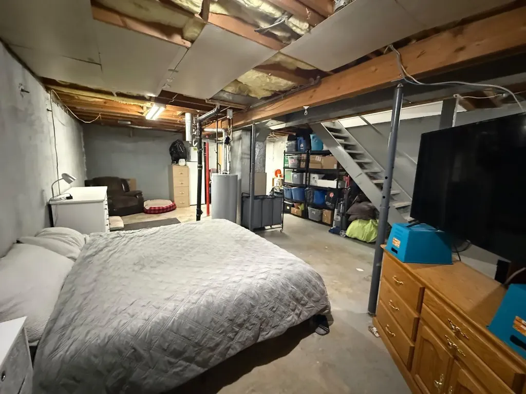 110 Tamarack Avenue Hinton AB T7V 1C5