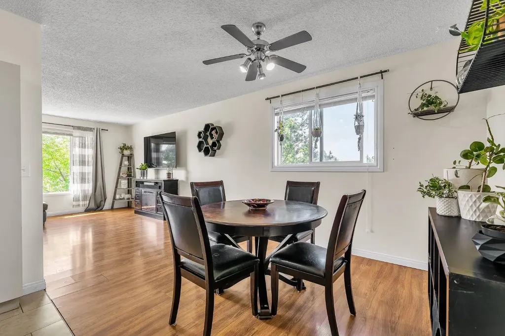 502 Maplewood Drive Diamond Valley AB T0L 0H0