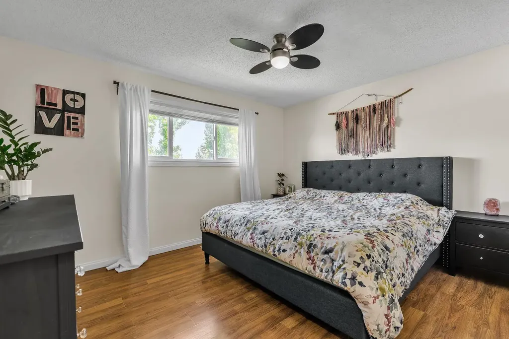 502 Maplewood Drive Diamond Valley AB T0L 0H0