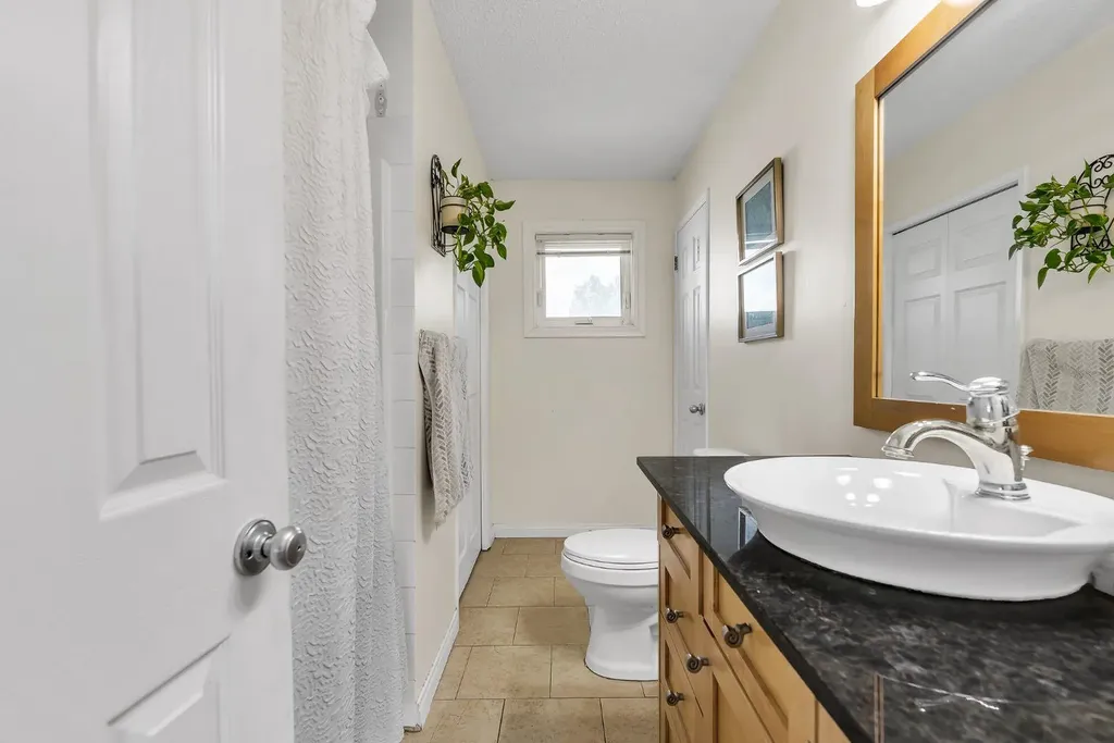 502 Maplewood Drive Diamond Valley AB T0L 0H0