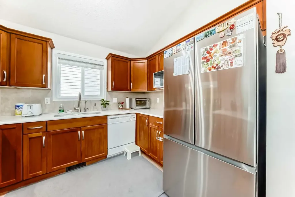 398 Martindale Drive NE Calgary AB T3J0H8