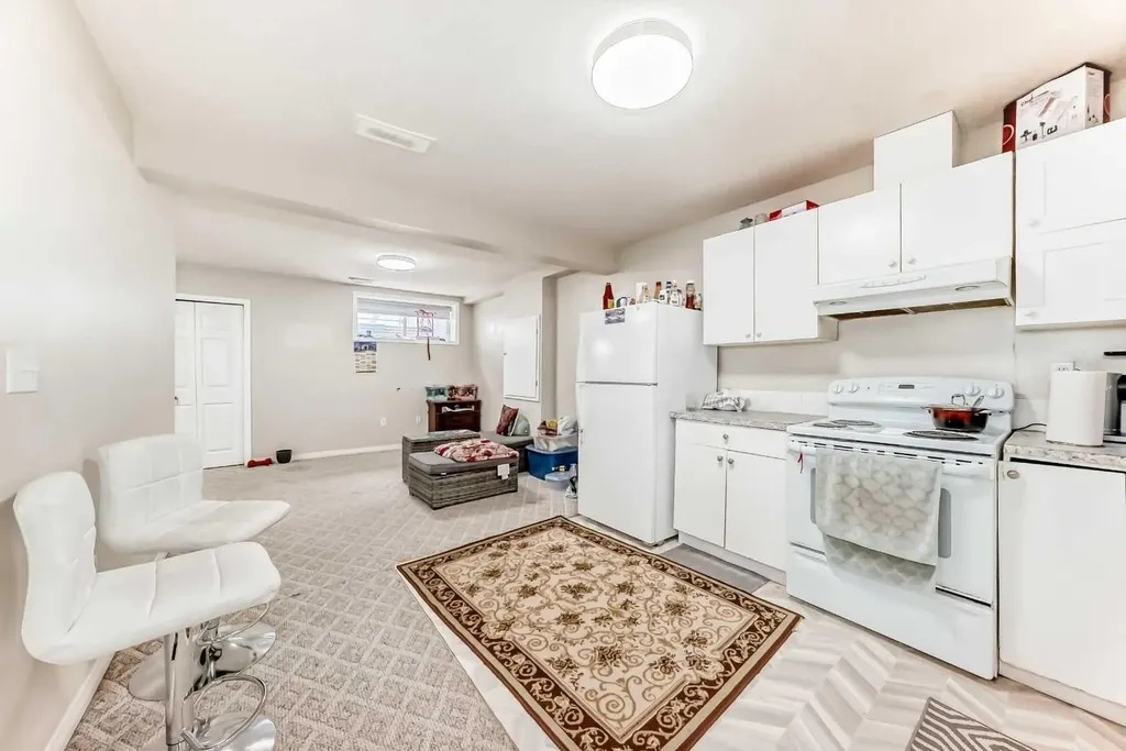 398 Martindale Drive NE Calgary AB T3J0H8