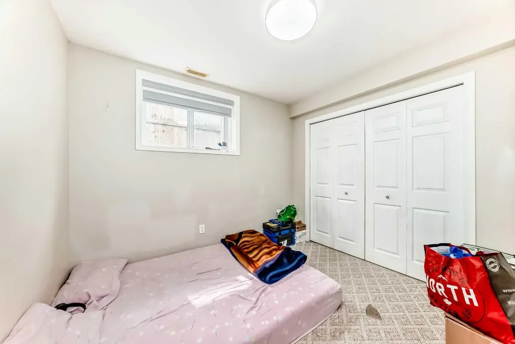 398 Martindale Drive NE Calgary AB T3J0H8