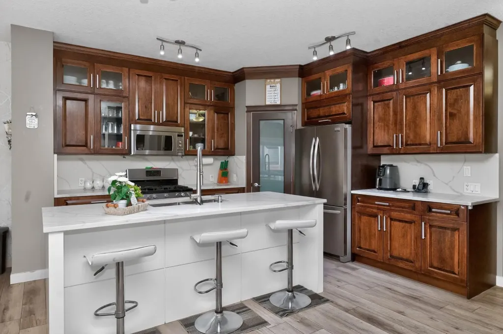 93 Skyview Shores Terrace NE Calgary AB T3N 0E8