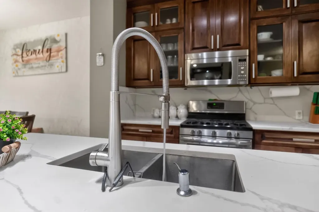 93 Skyview Shores Terrace NE Calgary AB T3N 0E8