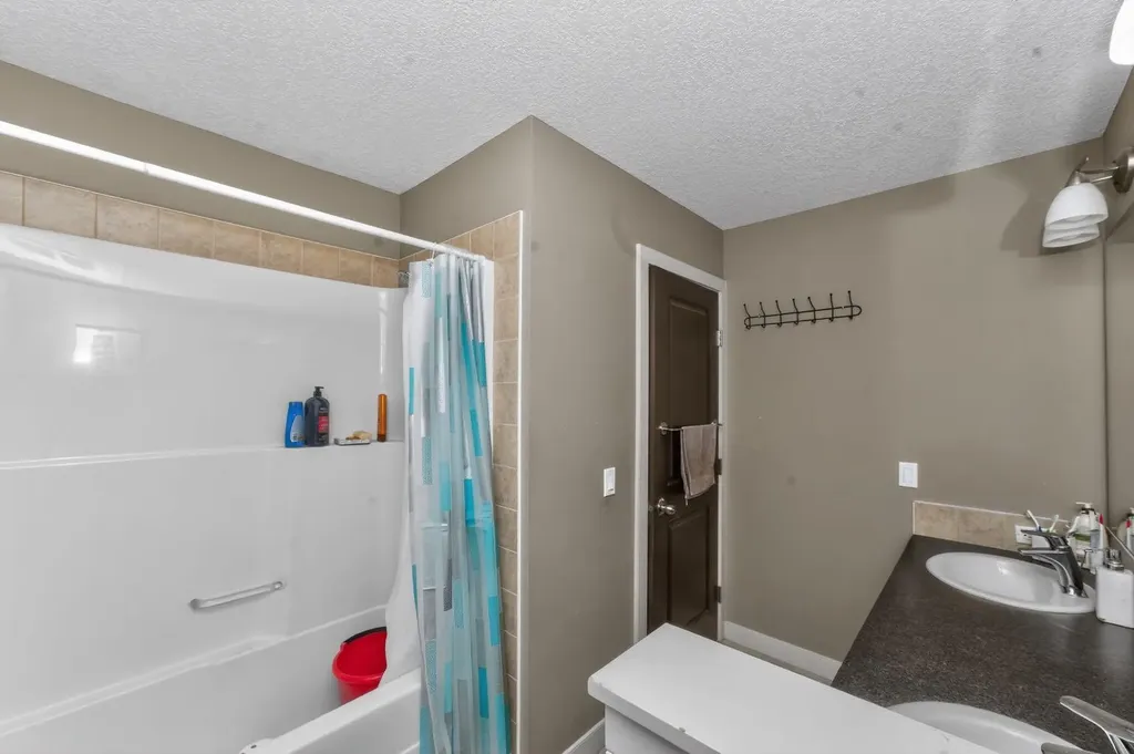 93 Skyview Shores Terrace NE Calgary AB T3N 0E8