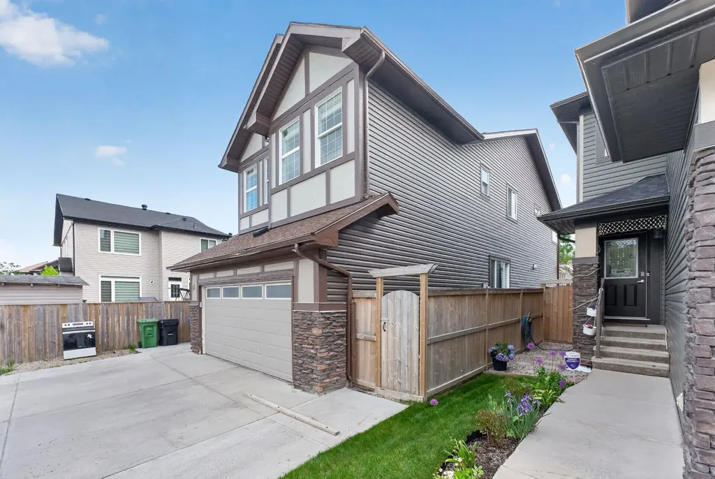 93 Skyview Shores Terrace NE Calgary AB T3N 0E8