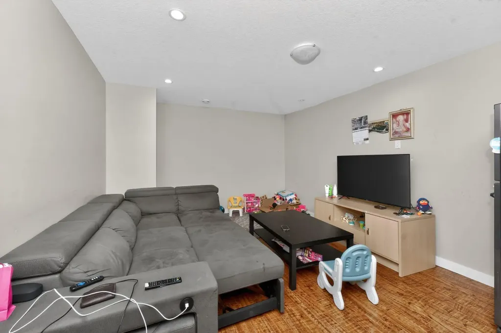 93 Skyview Shores Terrace NE Calgary AB T3N 0E8