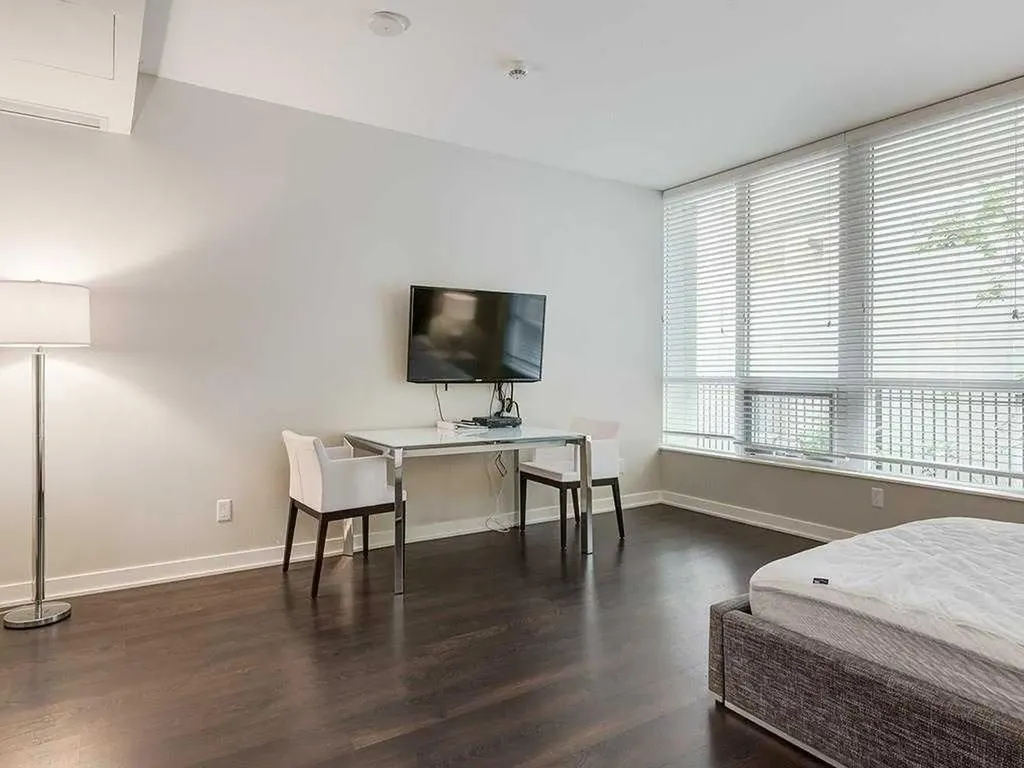 626 14 Avenue SW Calgary AB T2R 0E2