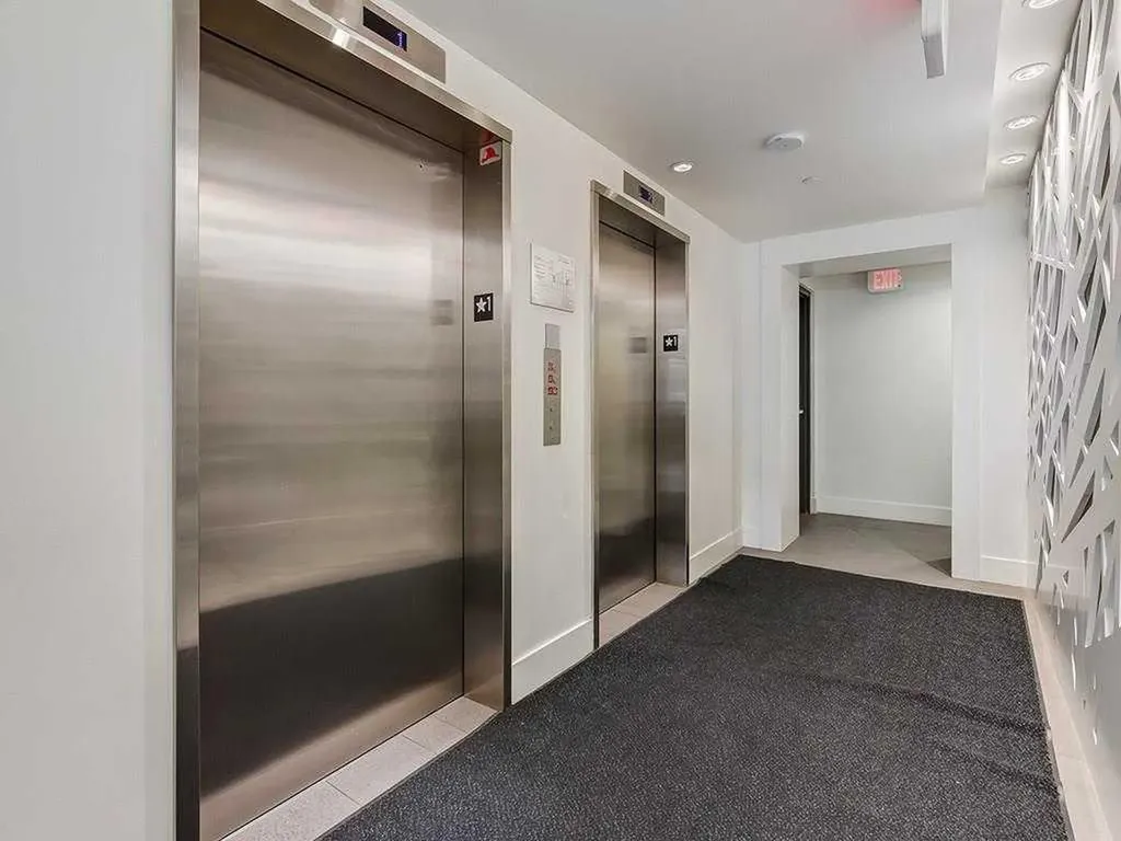 626 14 Avenue SW Calgary AB T2R 0E2