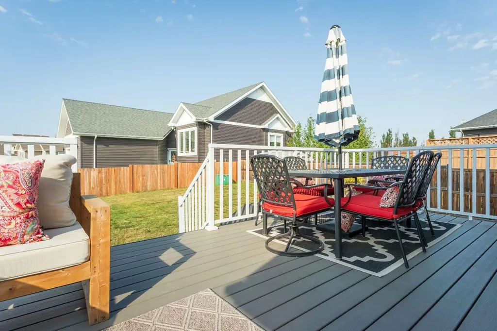1802 59b Avenue Lloydminster AB T9V 3P5