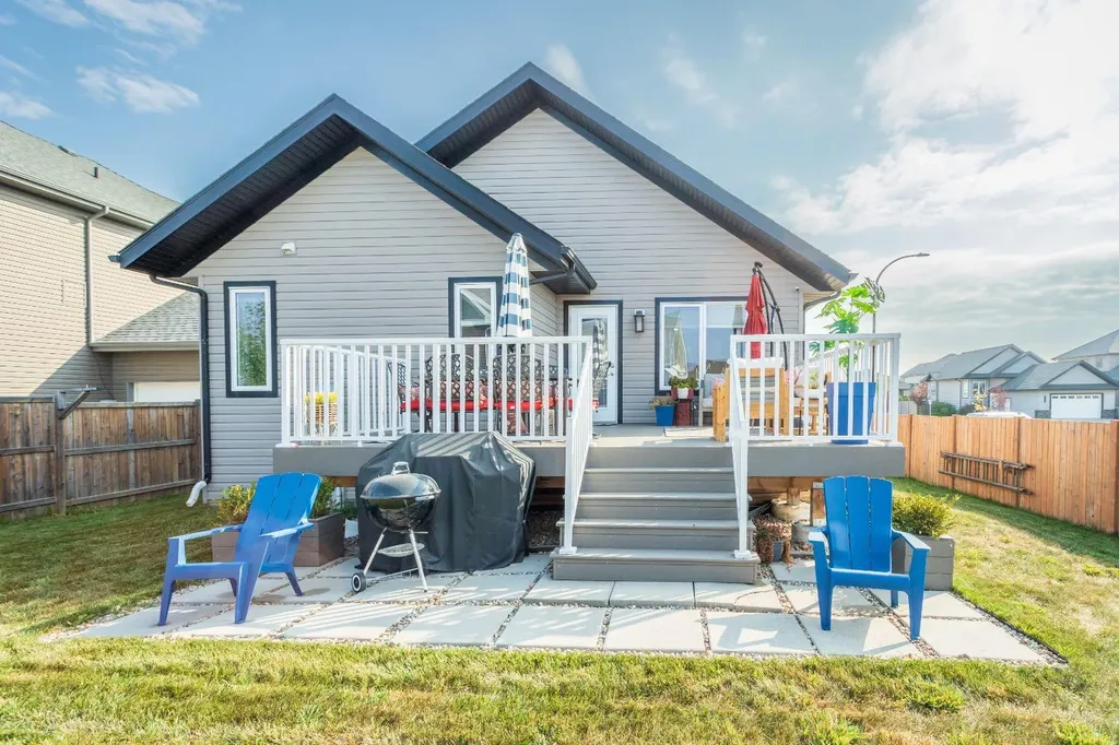 1802 59b Avenue Lloydminster AB T9V 3P5
