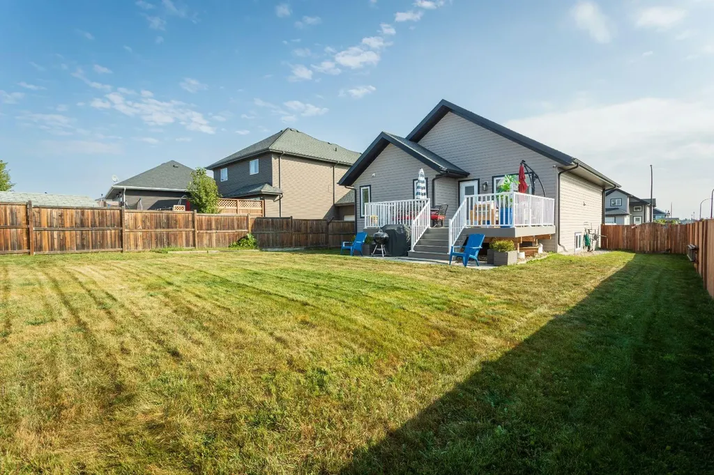 1802 59b Avenue Lloydminster AB T9V 3P5