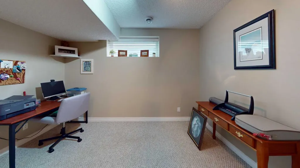 123 J.w. Mann Drive Fort Mcmurray AB T9H 5G7