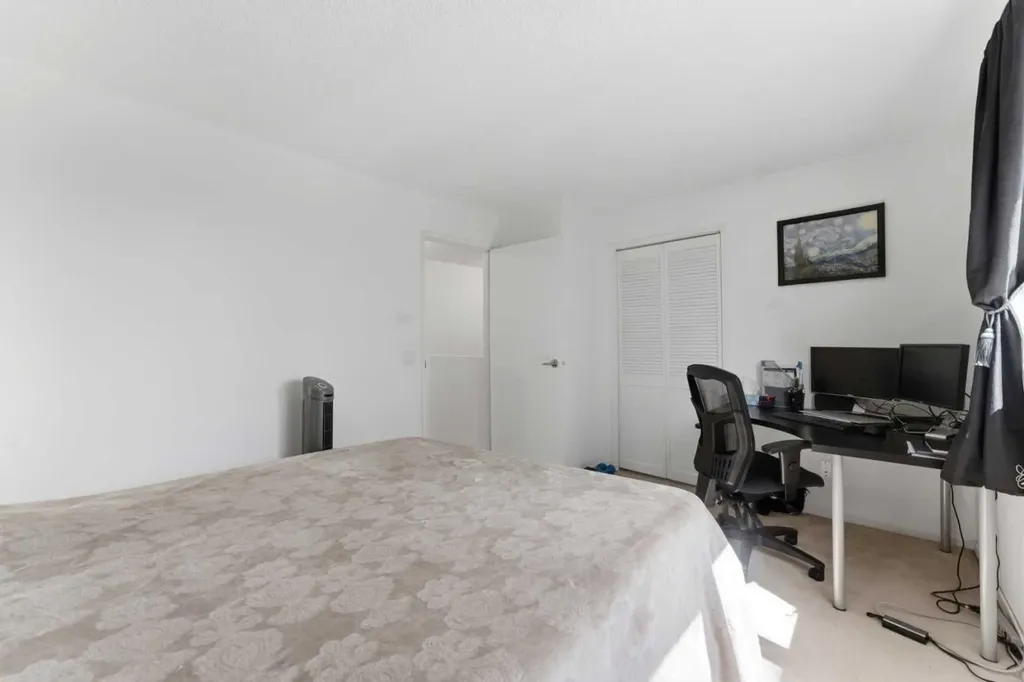 1224 Millcrest Rise SW Calgary AB T2Y 2L8