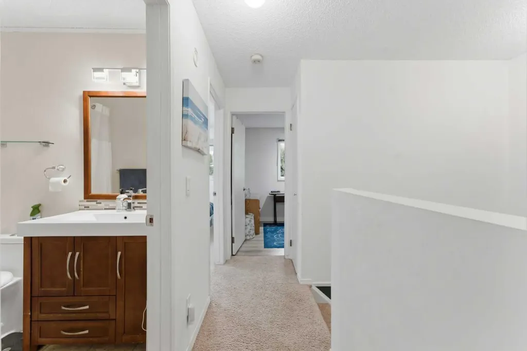 1224 Millcrest Rise SW Calgary AB T2Y 2L8