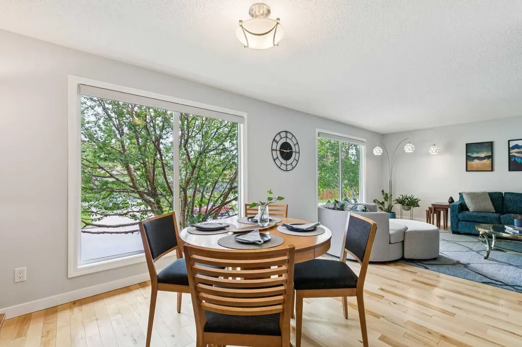 51 Woodbrook Green SW Calgary AB T2W4P6