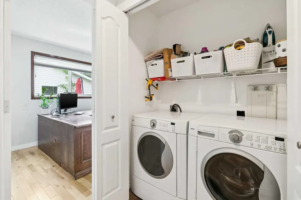 51 Woodbrook Green SW Calgary AB T2W4P6