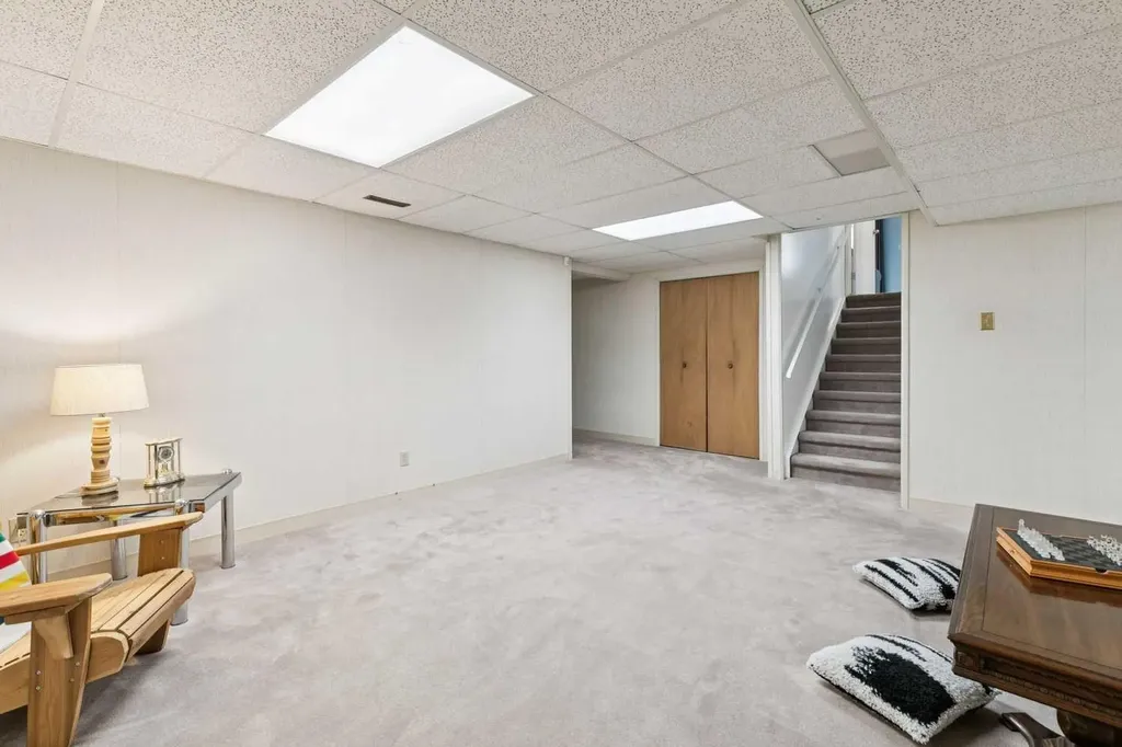51 Woodbrook Green SW Calgary AB T2W4P6