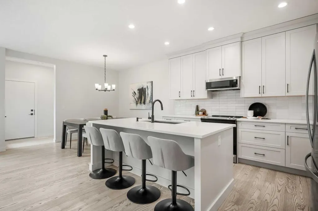 212 Treeline Avenue SW Calgary AB T2Y 0W5