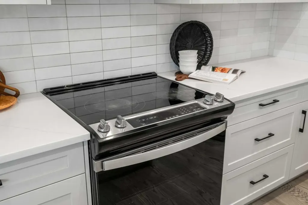 212 Treeline Avenue SW Calgary AB T2Y 0W5