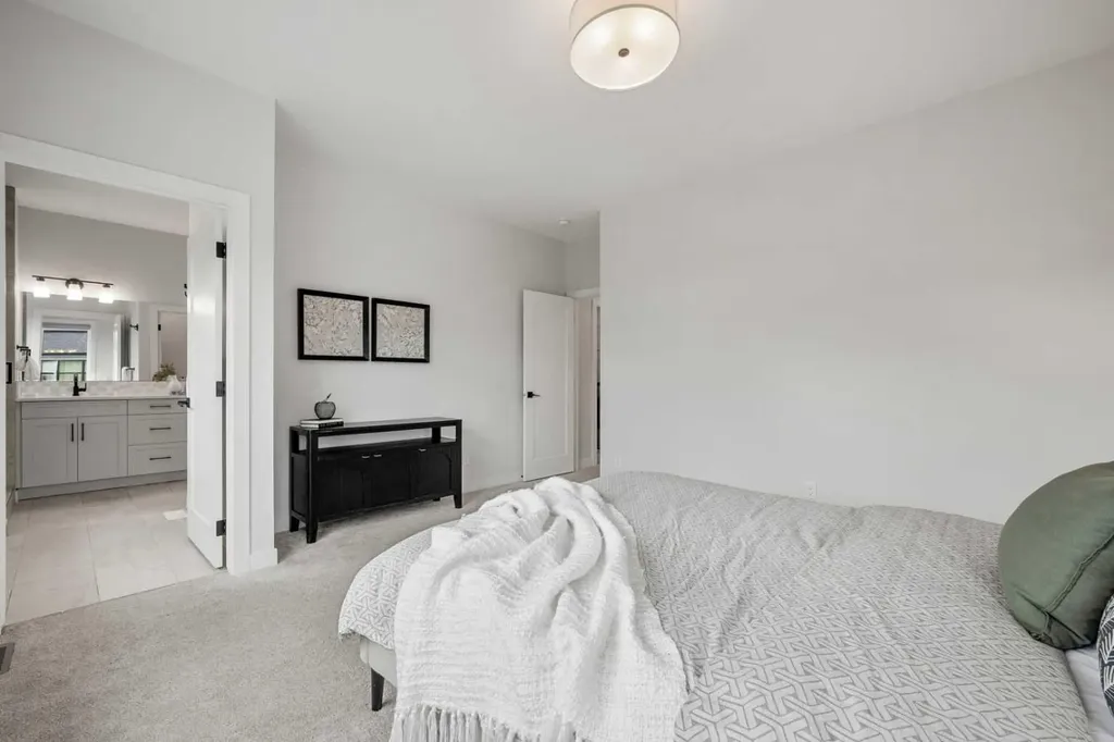 212 Treeline Avenue SW Calgary AB T2Y 0W5
