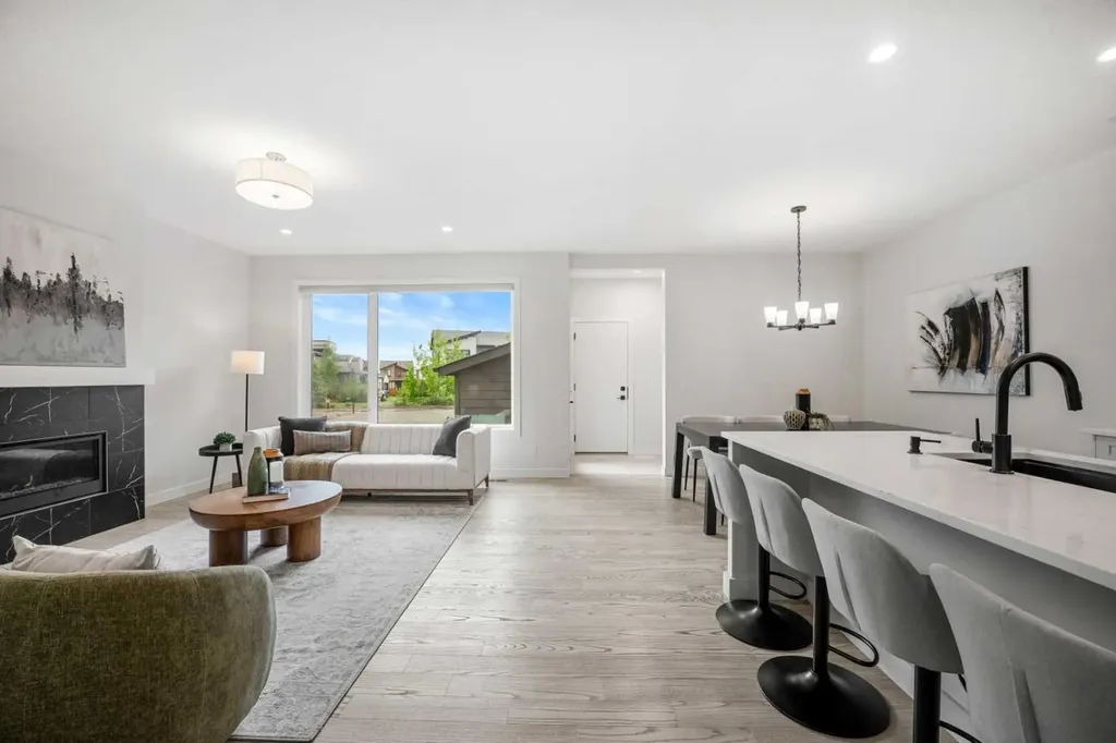 212 Treeline Avenue SW Calgary AB T2Y 0W5