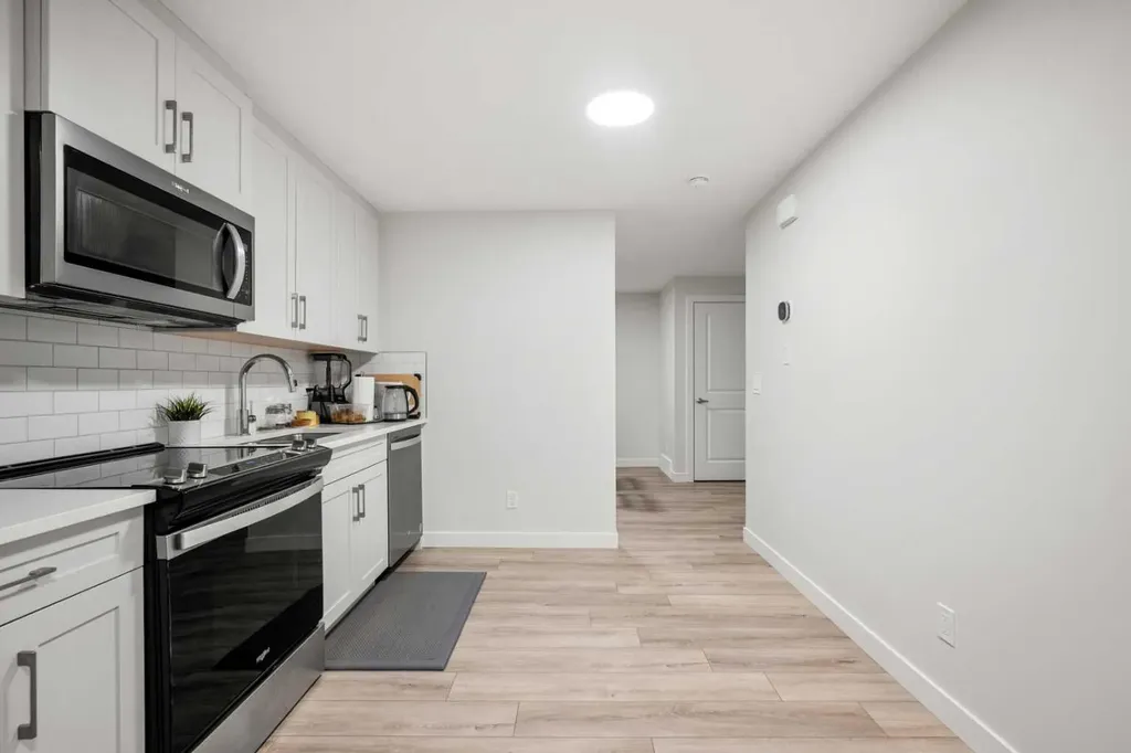 212 Treeline Avenue SW Calgary AB T2Y 0W5