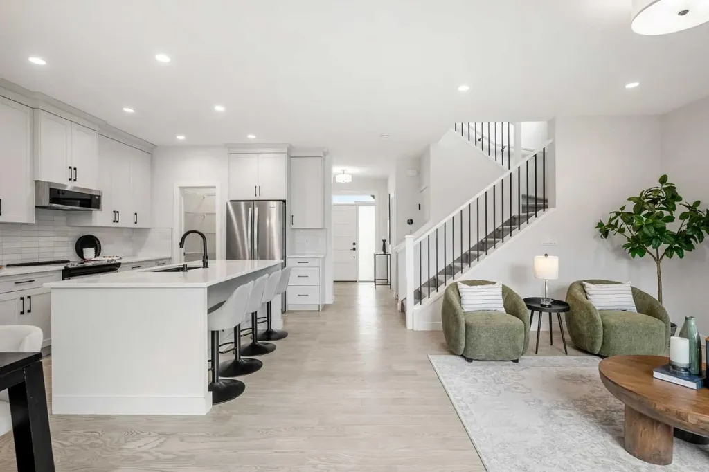 212 Treeline Avenue SW Calgary AB T2Y 0W5