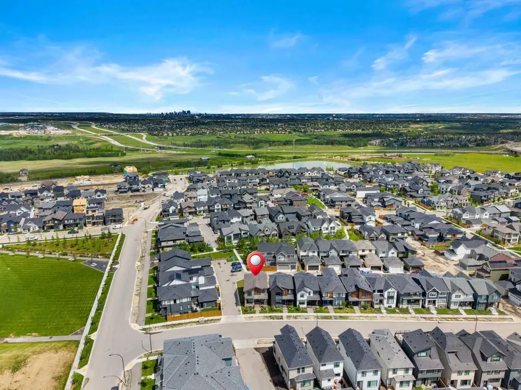 212 Treeline Avenue SW Calgary AB T2Y 0W5