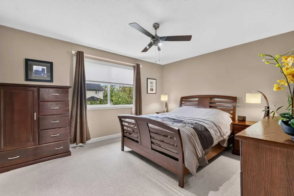 177 Covehaven Gardens NE Calgary AB T3K 6A2
