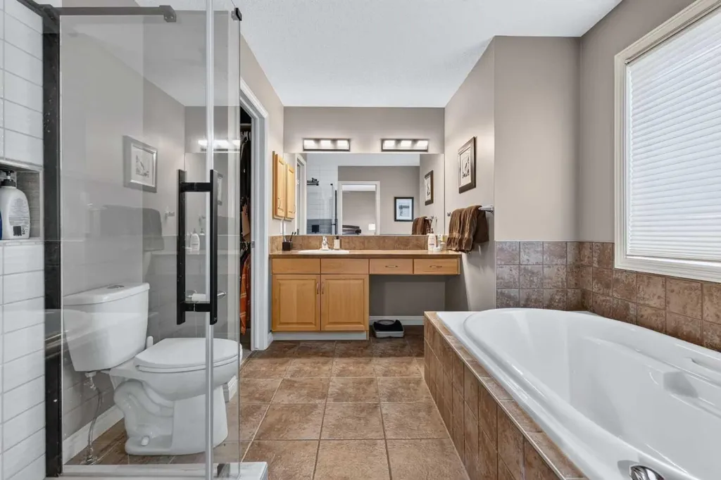 177 Covehaven Gardens NE Calgary AB T3K 6A2