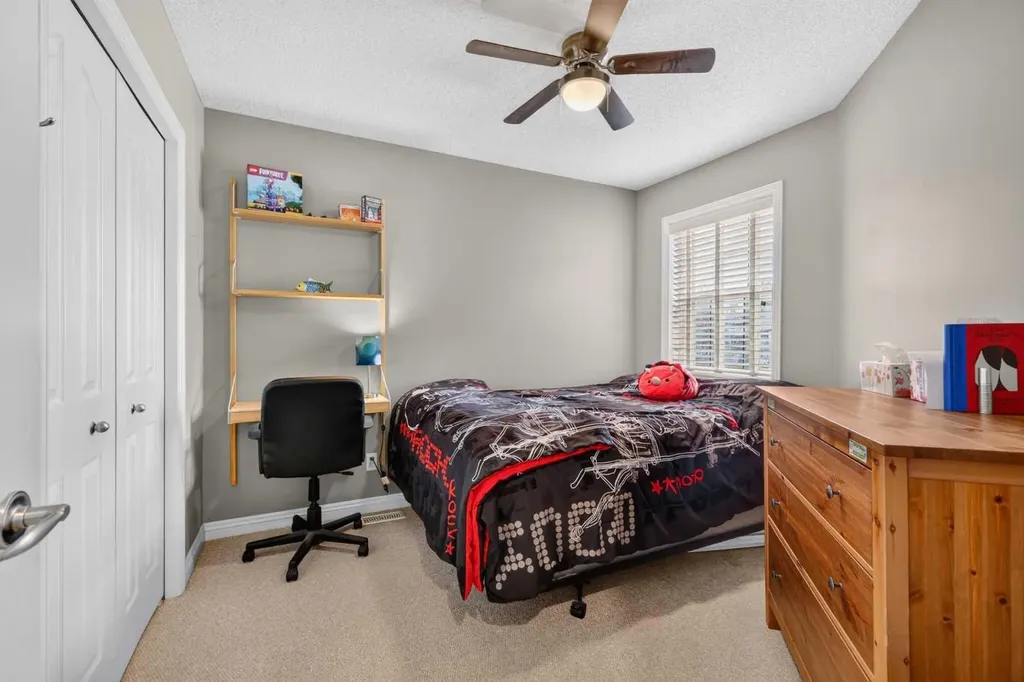 177 Covehaven Gardens NE Calgary AB T3K 6A2
