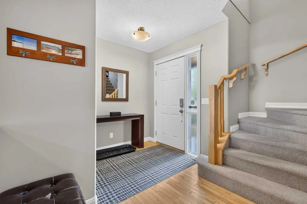177 Covehaven Gardens NE Calgary AB T3K 6A2