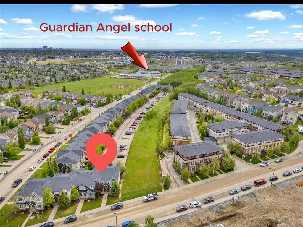 1562 93 Street SW Calgary AB T3H 0P5