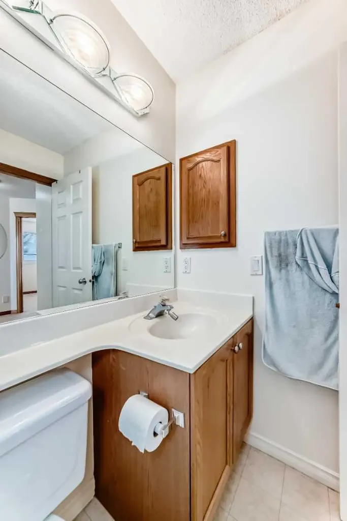 193 Covewood Green NE Calgary AB T3K5G6