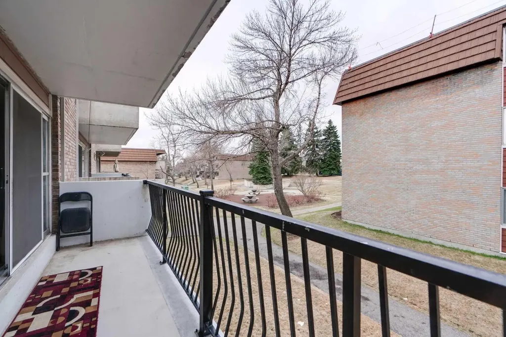 231 Heritage Drive SE Calgary AB T2H 1N1