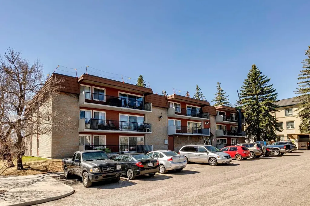 231 Heritage Drive SE Calgary AB T2H 1N1