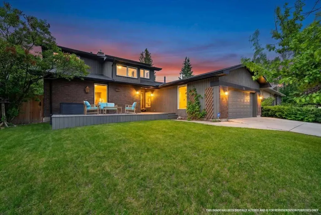 127 Pump Hill Crescent SW Calgary AB T2V 4L9