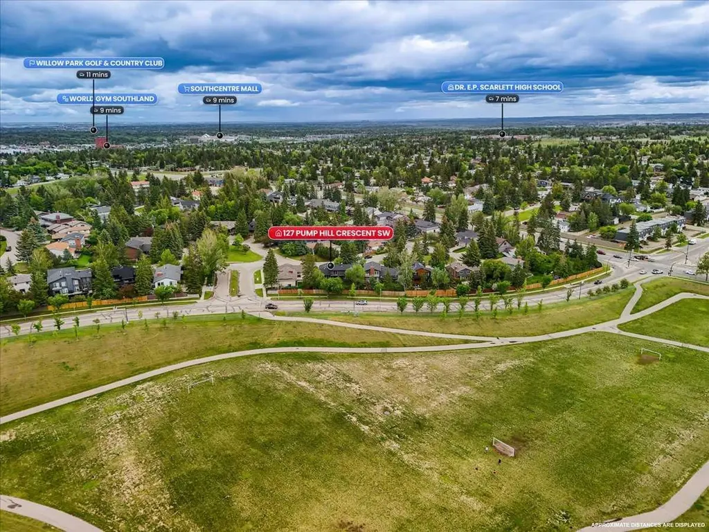 127 Pump Hill Crescent SW Calgary AB T2V 4L9