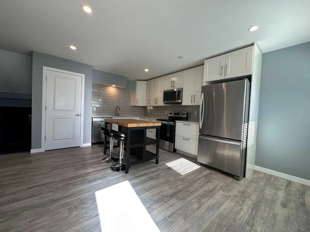 240 Lasalle Terrace W Lethbridge AB T1J5G9