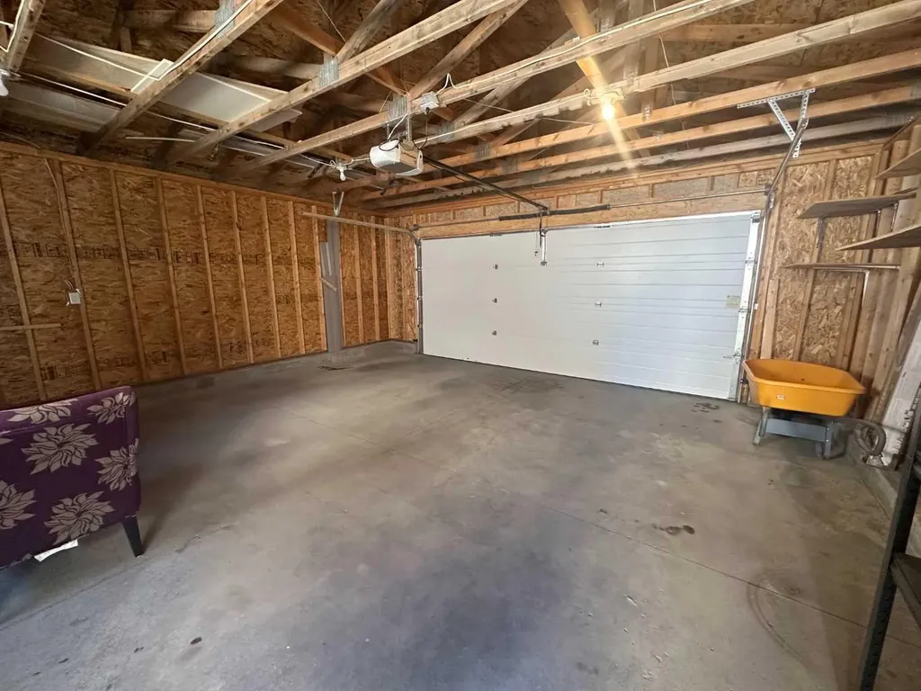 240 Lasalle Terrace W Lethbridge AB T1J5G9