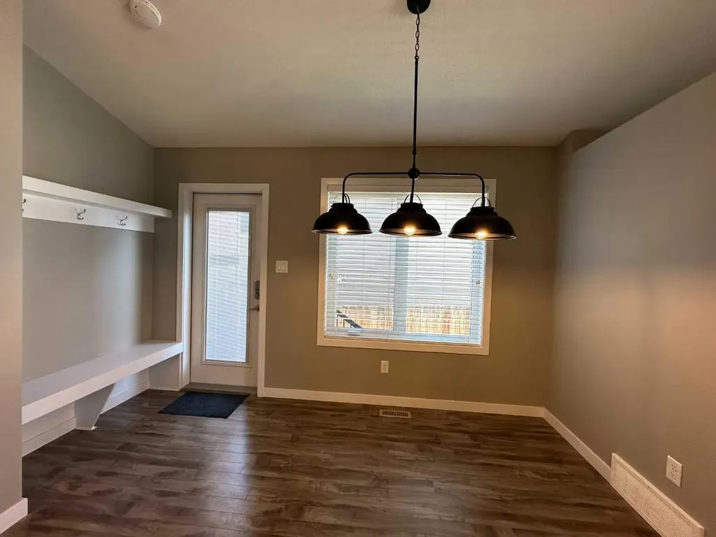 240 Lasalle Terrace W Lethbridge AB T1J5G9