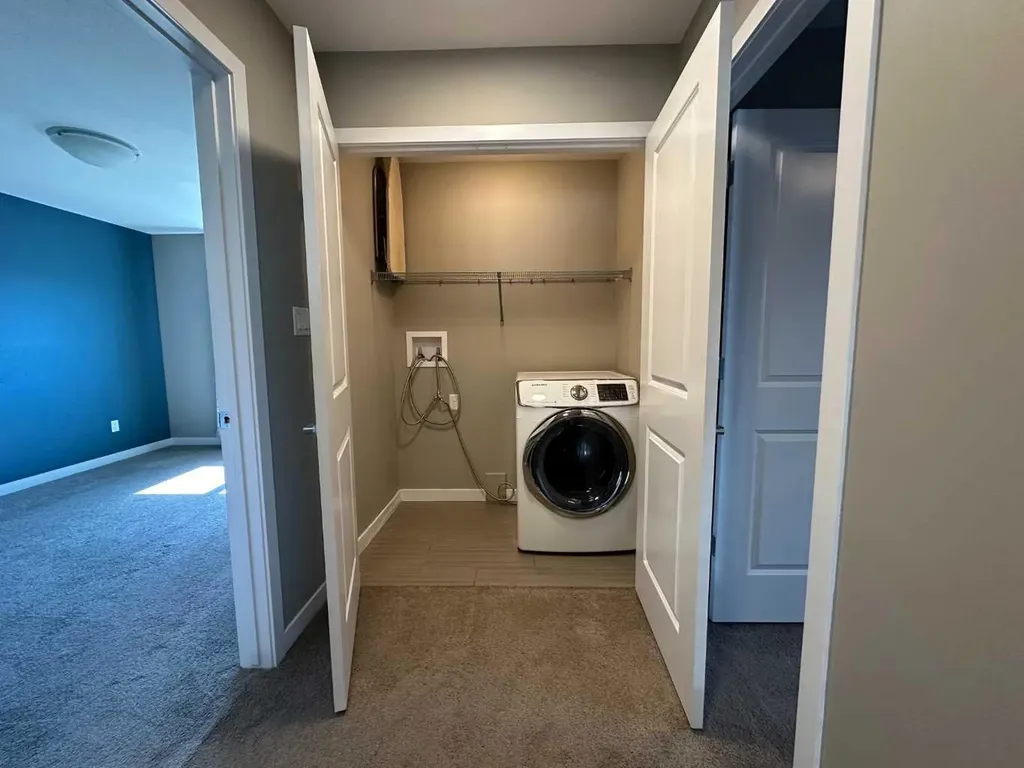 240 Lasalle Terrace W Lethbridge AB T1J5G9