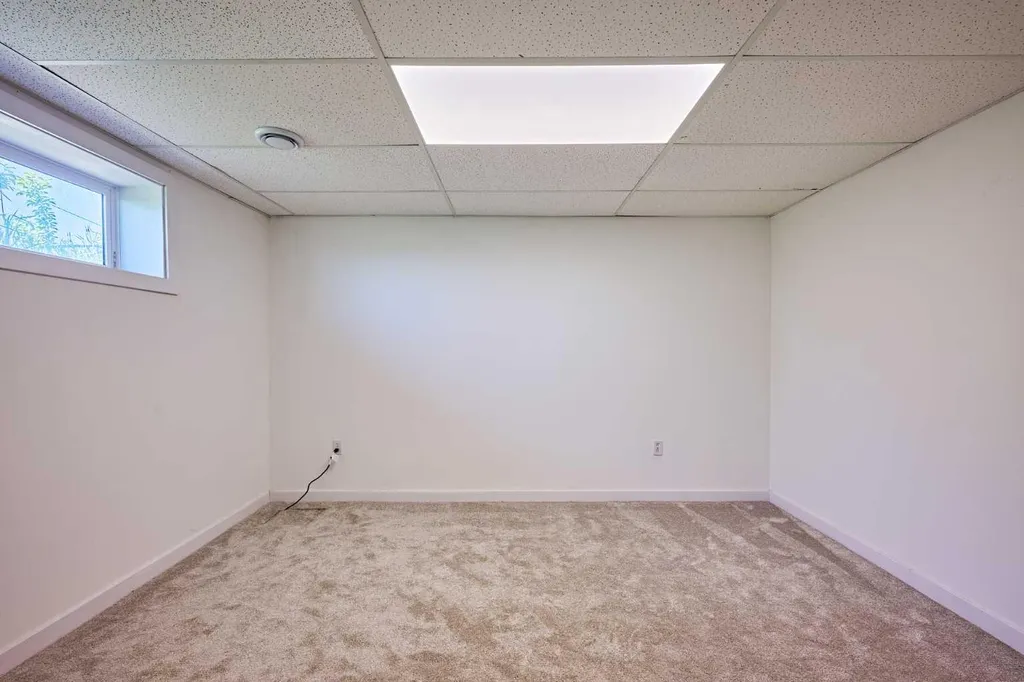 3644 Dover Ridge Drive SE Calgary AB T2B 2B4