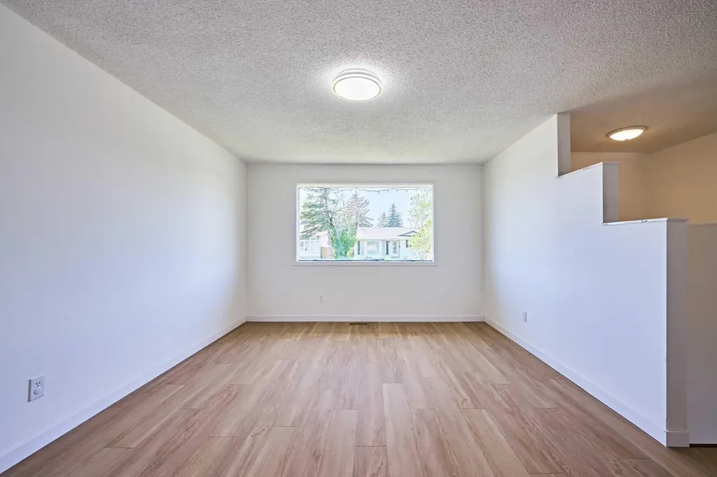 3644 Dover Ridge Drive SE Calgary AB T2B 2B4