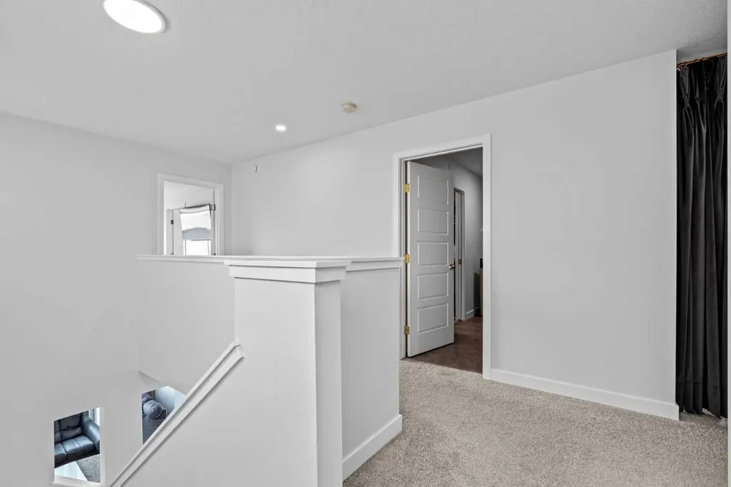22 Howse Mount NE Calgary AB T3P 1N9