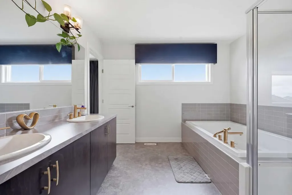 22 Howse Mount NE Calgary AB T3P 1N9